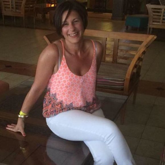 Meet your Posher, Jennifer - Picture 2 of 2